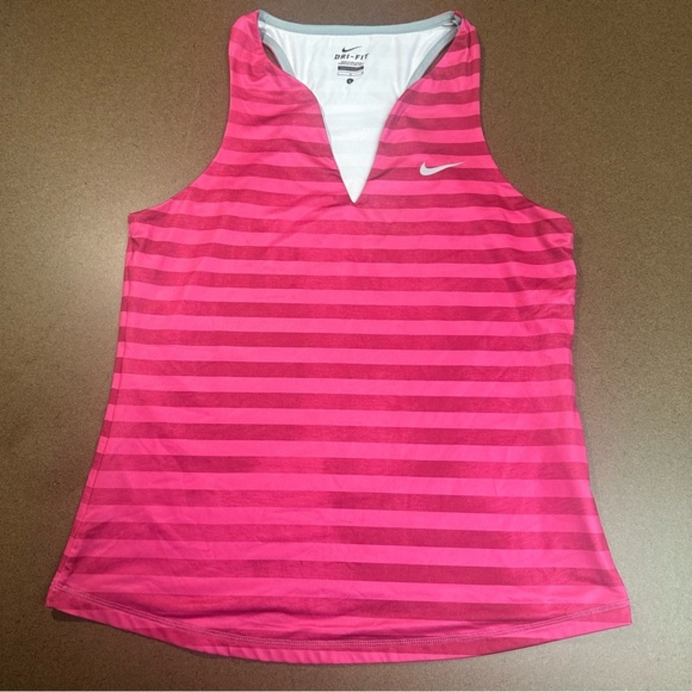 NIKE Dri-Fit Pink Top‎
